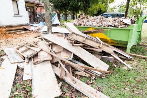 Team efficiently removing items from a residence